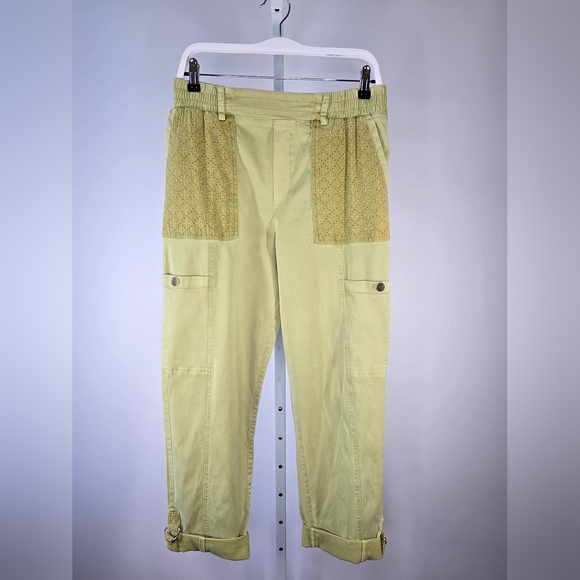 NWT Soft Surroundings Mara Vista Eyelet Crop Pants Tarragon Green Size M 10/12 - Picture 2 of 10